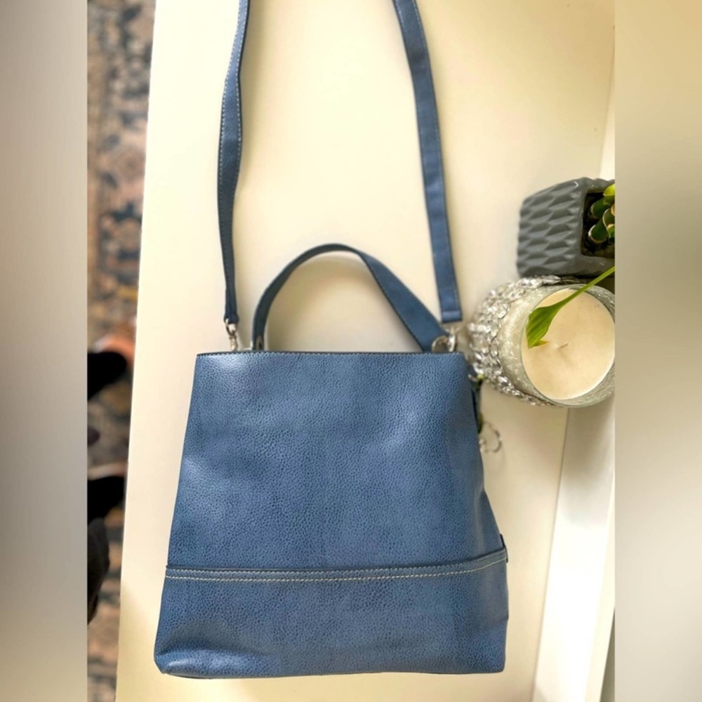Tommy Hilfiger blue leather crossbody purse